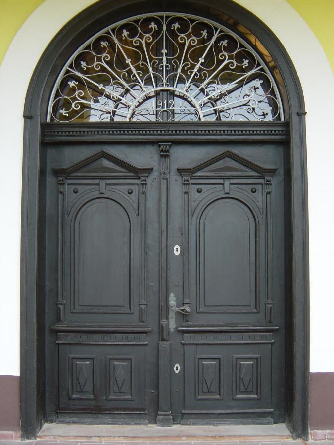 Bed and Breakfast Nitt Pince Es Panzio Kisharsány Exterior foto